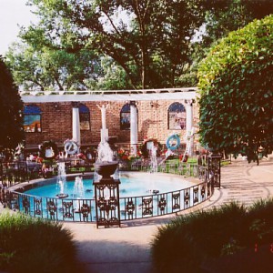 Meditation garden aamulla 1.6.2003