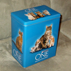 Purina One - Limited Edition Tin