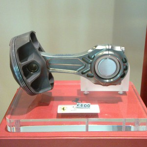 Ferrari_F1_piston_and_rod