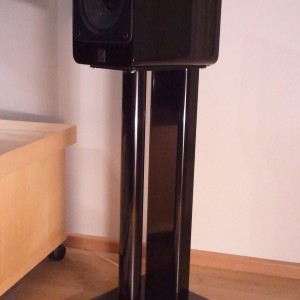 Q Acoustics 2020_2000ST