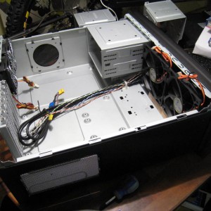 HTPC-projekti - Silverstone LC10b-e