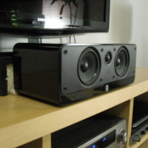 Q- Acoustics 2000C